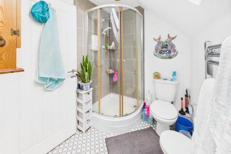 Bedroom One Ensuite