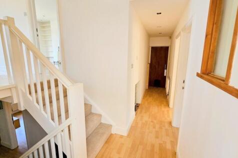 hallway.jpg