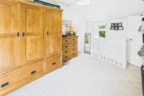 Bedroom One.jpg