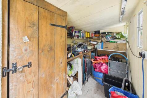 Outbuilding.jpg