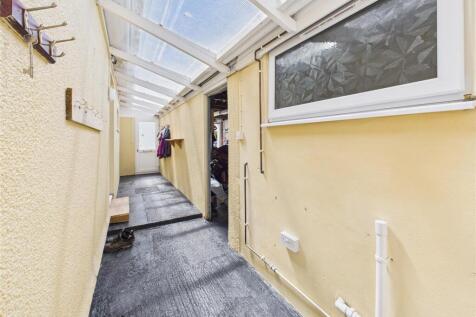 Entrance Hallway / Porch