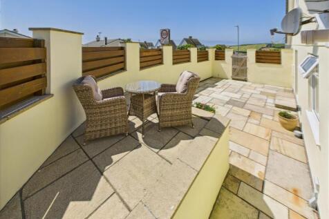 Front Patio / Terrace
