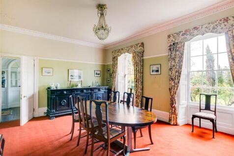 Comprigney House30.jpg