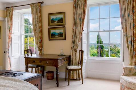 Comprigney House11.jpg