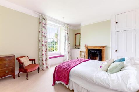 Comprigney House6.jpg