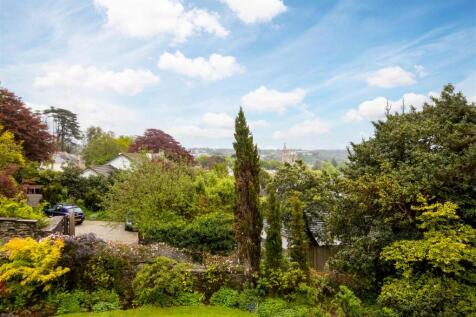 Comprigney House12.jpg