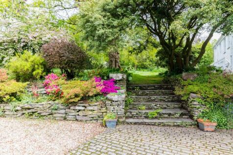 Comprigney House EXT16.jpg