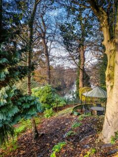longmeadowhouse-2...