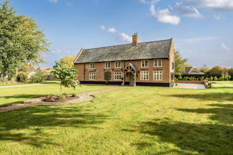 1364360-4-68ed2f8...