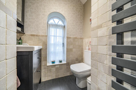 1373710-21-690396...