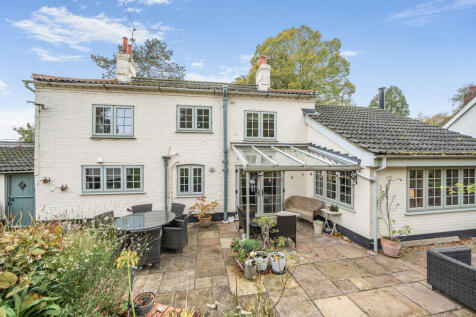 1373710-7-69038e0...