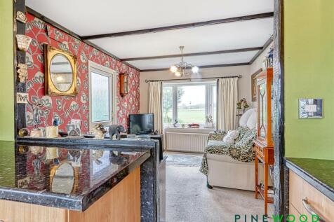 kitchen lounge