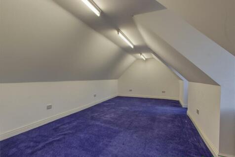 ROOM ABOVE GARAGE