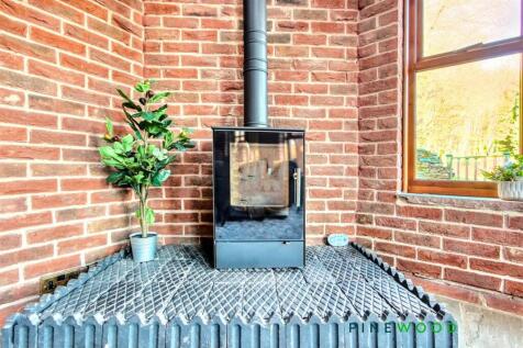 GARDEN ROOM  - LOG BURNER