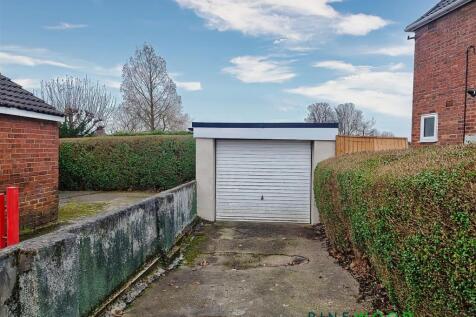 TANDEM GARAGE/WORKSHOP