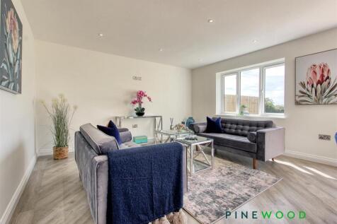 KITCHEN DINER-FAMILY ROOM