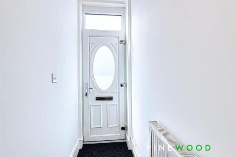 FRONT DOOR/ HALL
