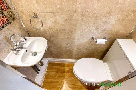 GROUND FLOOR WC