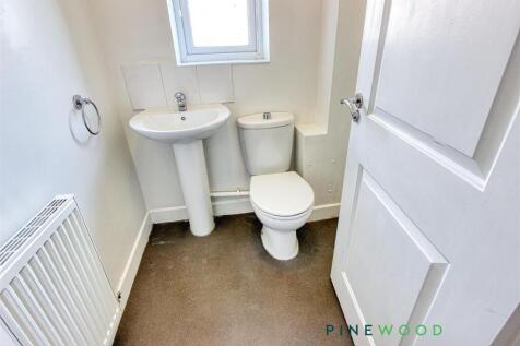 GROUND FLOOR WC