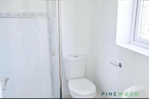 ENSUITE BEDROOM TWO