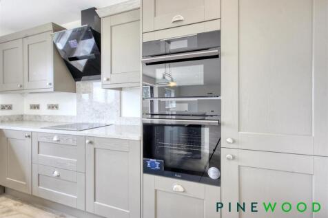 KITCHEN DINER /FAMILY ROOM - PLEASE NOTE THIS IS N
