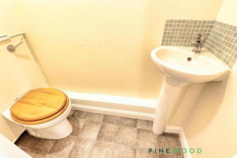 GROUND FLOOR WC