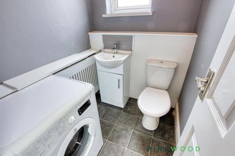 GROUND FLOOR WC/UTILITY