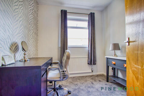 Study / Bedroom 3