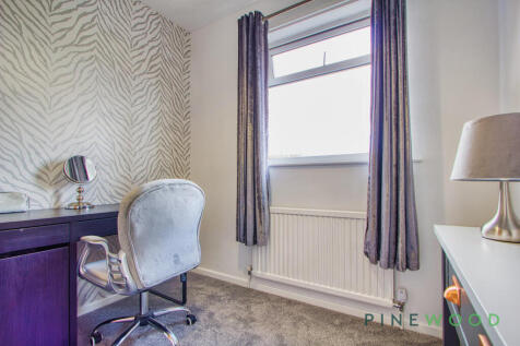 Study / Bedroom 3