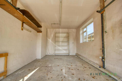 Single Garage