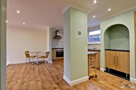 Kitchen/Lounge