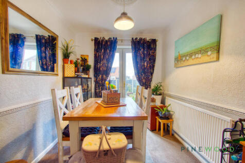 Dining Room / Living Room