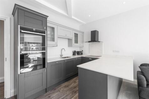 BREAKFAST KITCHEN AREA
