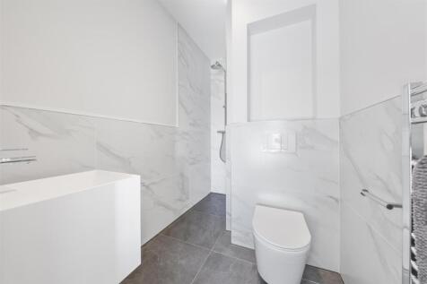 ENSUITE BEDROOM TWO