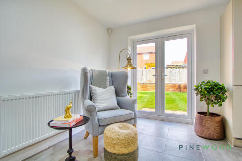 Kitchen / Breakfast Room