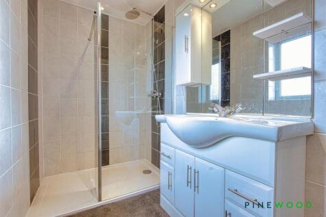 ensuite shower room