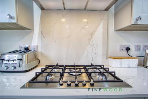 Kitchen / Breakfast Room