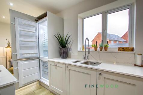 Kitchen / Breakfast Room