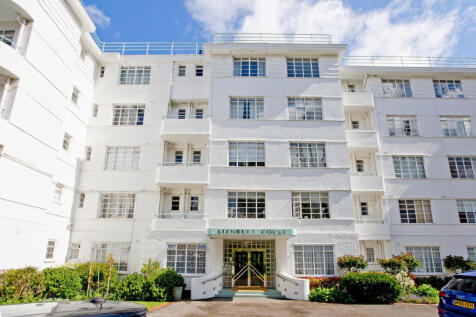 Spacious One Bedroom Apartment