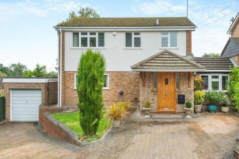 8622697-exterior11 crop.jpg