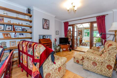8627079-interior01.jpg