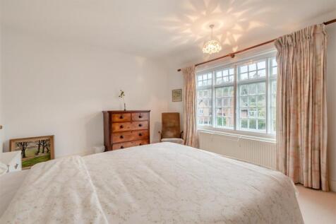 8634995-interior06.jpg