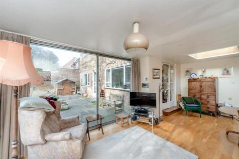 8633716-interior13.jpg