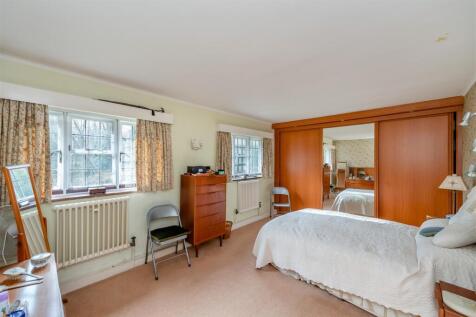 8633716-interior03.jpg