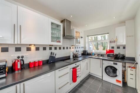 8637678-interior06.jpg