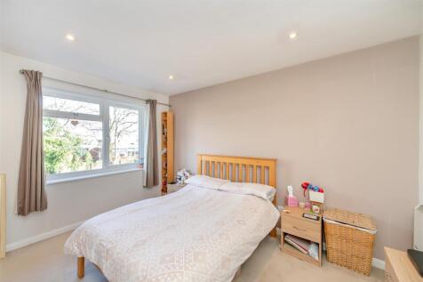 8637678-interior01.jpg