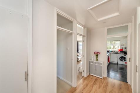 8637678-interior03.jpg
