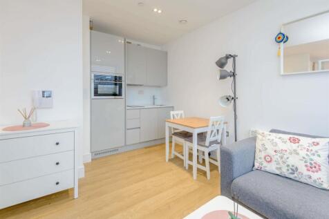 8452240-interior05-800.jpg