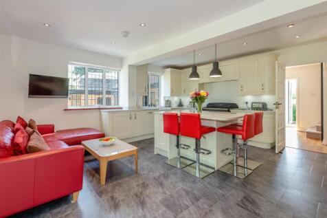 8648587-interior08.jpg
