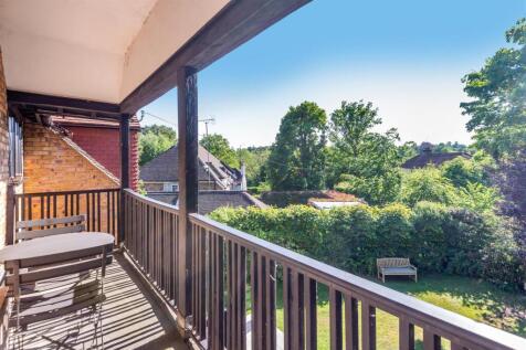 8648587-exterior21.jpg